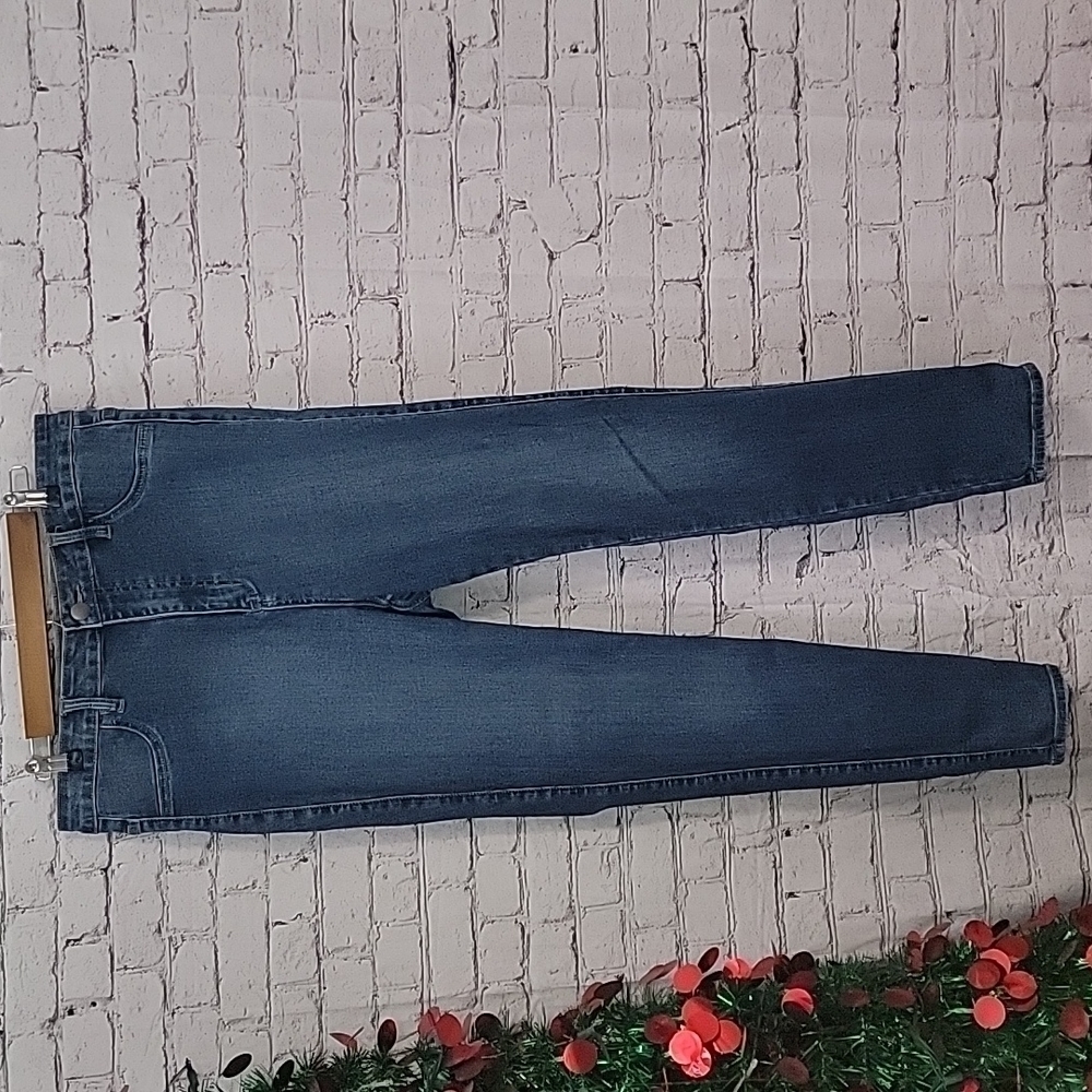 Fashion Nova jeans